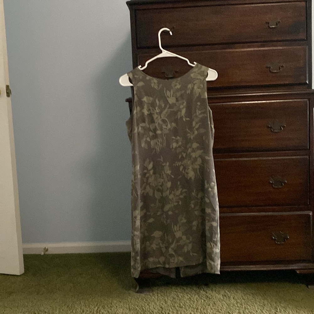 Gray silk dress 6 petite by Casual Corner flawless condition!